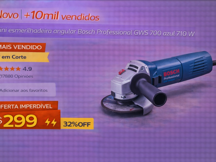 Esmerilhadeira Bosch azul com desconto